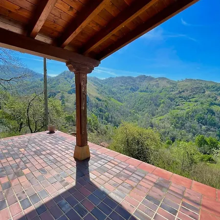 Ferienhaus En La Montana *